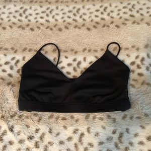 Carbon38 sports bra black size small